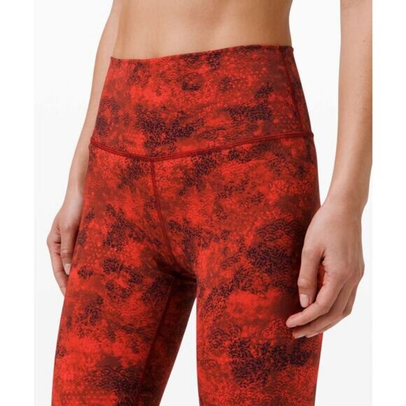 LULULEMON Wunder Under High-Rise Tight 25" Lunar New Year Size 6 Intricate Oasis - Picture 4 of 9